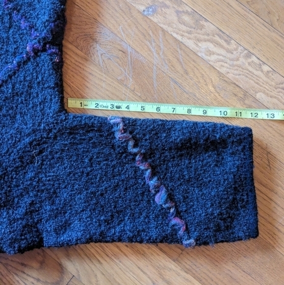 Curio XL (1X) Gray Knit Sweater w/ Colorful Large Stitch Accents & Giant Buttons - Picture 8 of 9